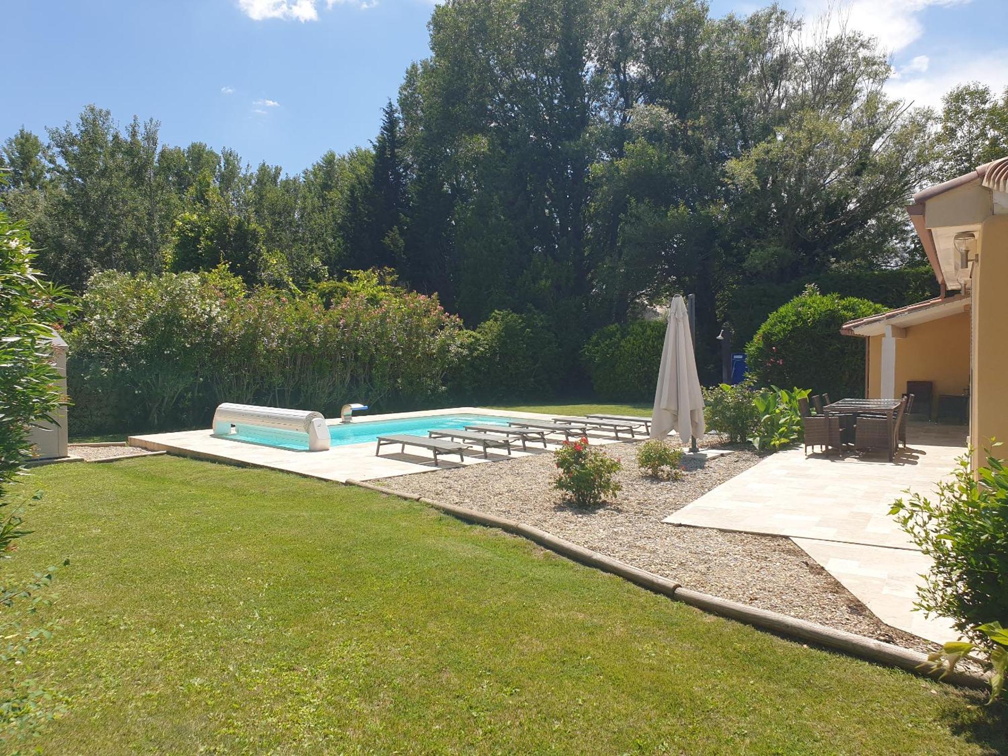 La Villa Provencale サリアン エクステリア 写真